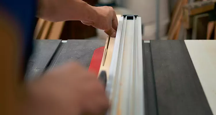 Bifold Door Seal Repair in Pace, FL