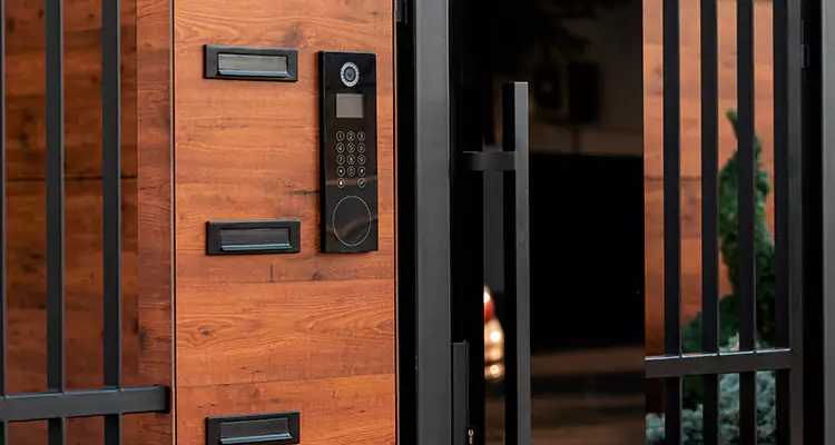 Automatic Door Maintenance in Pace, FL