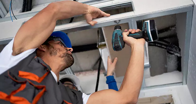 Emergency Overhead Door Repair in Pace, FL