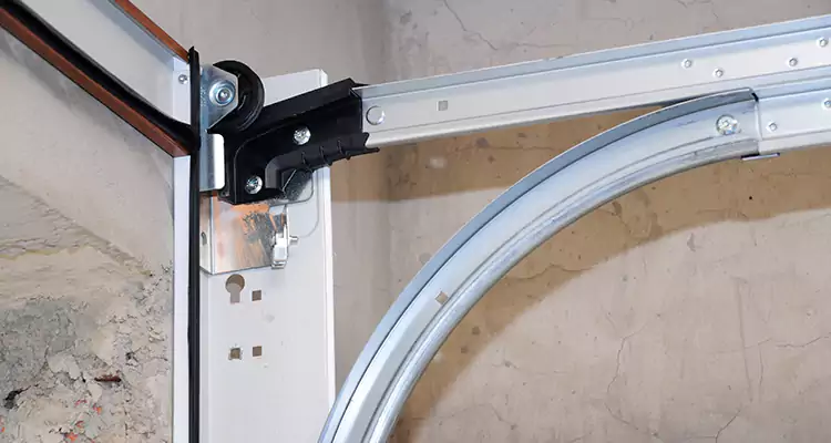 Maintain Liftmaster Garage Door Off Track in Pace, FL